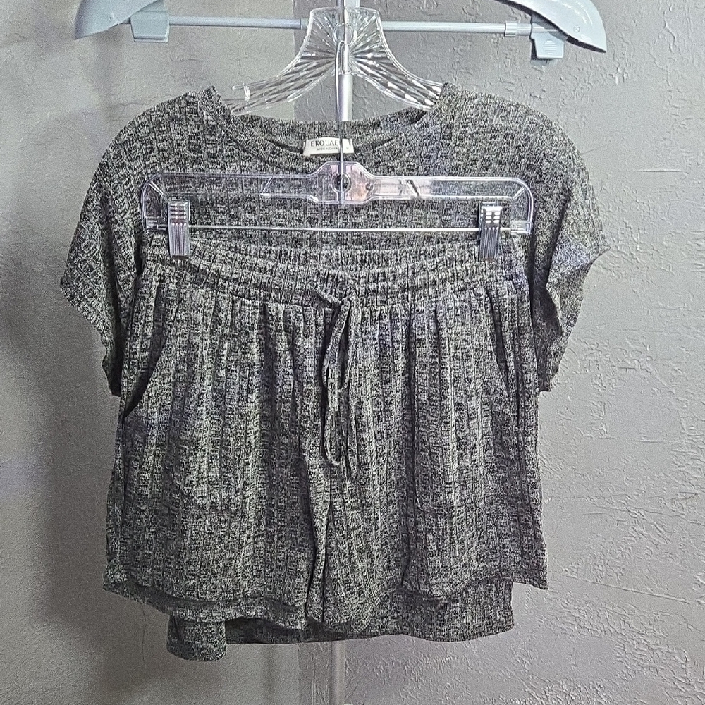 Women's Heather Gray Short Sleeve Lounge Set Textured Pockets Stretch